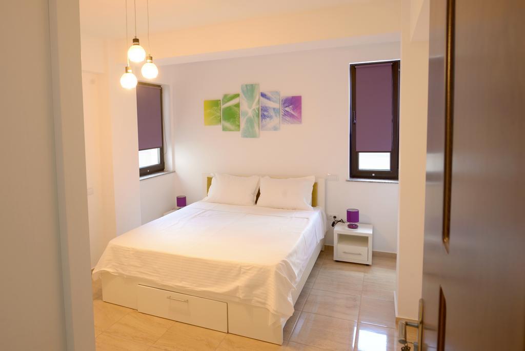 Apartamente Seashells Mamaia Nord นาโวดาริ ภายนอก รูปภาพ