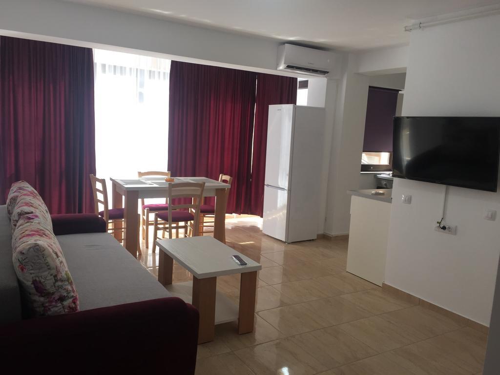 Apartamente Seashells Mamaia Nord นาโวดาริ ภายนอก รูปภาพ