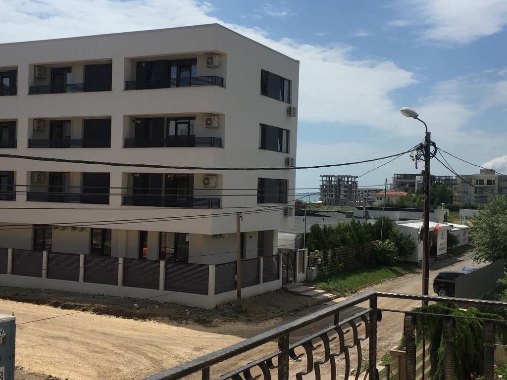 Apartamente Seashells Mamaia Nord นาโวดาริ ภายนอก รูปภาพ
